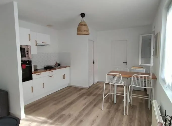 Spacieux Studio Dans Residence Avec Parking Prive